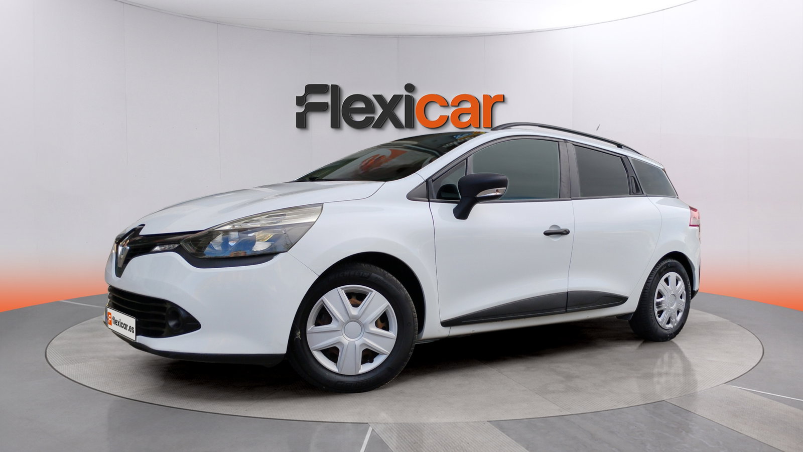 https://cdn-flexicar.caraffinity.it/public_appraisal_images_pro/images/stock/245905/VmVKCqnGPn__WhatsApp Image 2026-04-18 at 16.37.51.jpeg